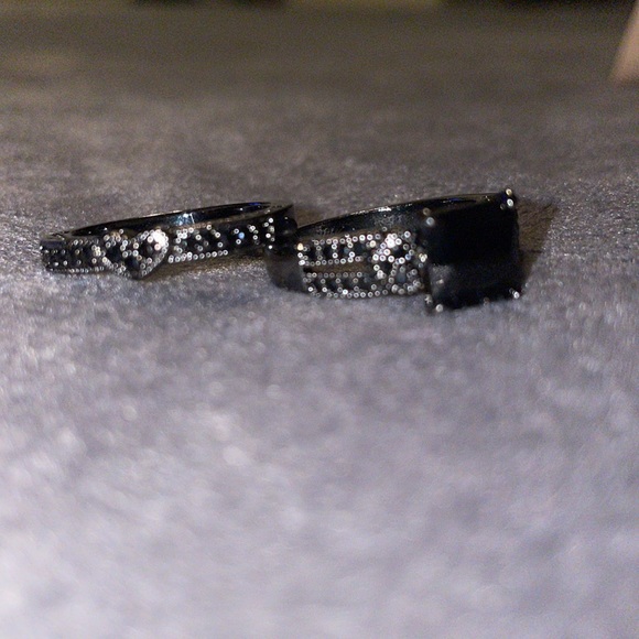 Black Cubic Zirconia Sz 10 Beautiful 2 pc Heart Ring! - Picture 11 of 14